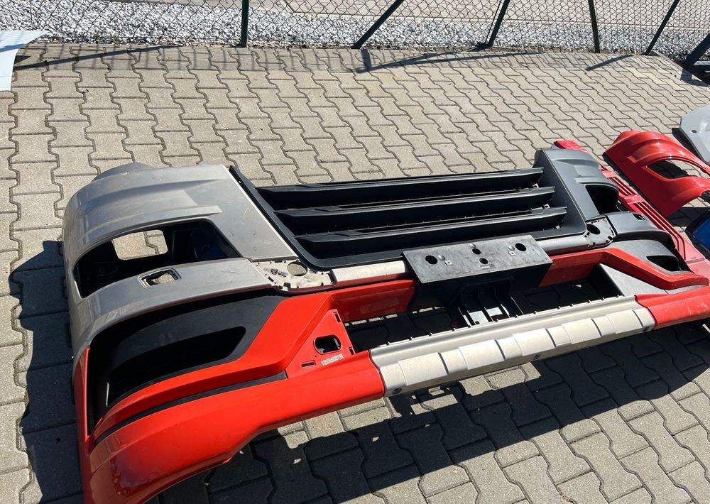 Zderzak MAN TG3 TGX nowy model - Nárazník pre Nákladné auto: obrázok 1 Zderzak MAN TG3 TGX nowy model - Nárazník pre Nákladné auto: obrázok 1