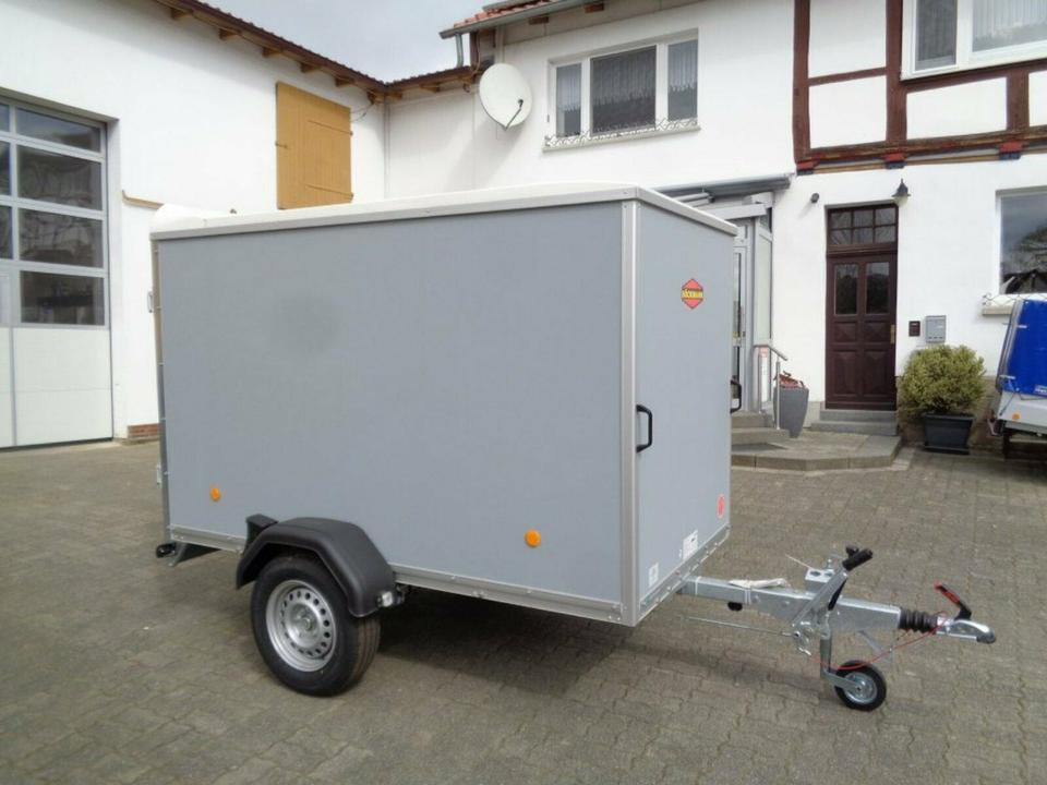Böckmann KT 2513/135 PKW-Anhänger, Koffer, 1,35to., 100 km/h - Auto príves: obrázok 2 Böckmann KT 2513/135 PKW-Anhänger, Koffer, 1,35to., 100 km/h - Auto príves: obrázok 2