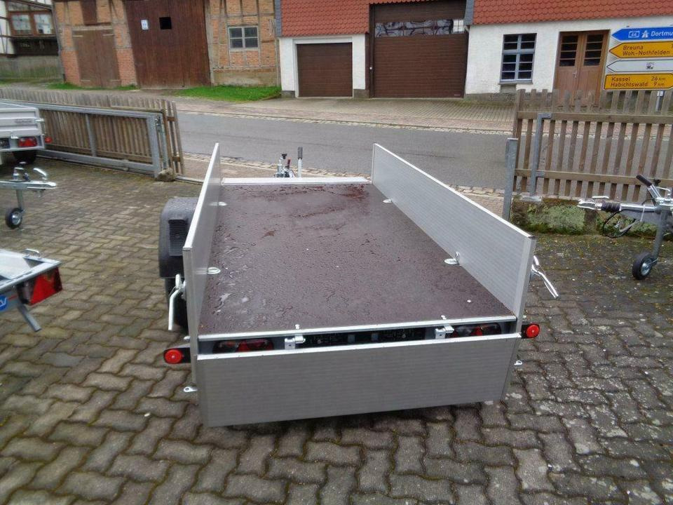 Böckmann PKW-Anhänger, 1,35 to. Einachs, Stirnwandklappe100 km/h - Auto príves: obrázok 5 Böckmann PKW-Anhänger, 1,35 to. Einachs, Stirnwandklappe100 km/h - Auto príves: obrázok 5