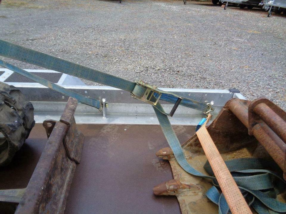 Böckmann, PKW-Anhänger, Baumaschinentransporter, 3,5 to. 100 km/h - Prepravník stavebných strojov: obrázok 4 Böckmann, PKW-Anhänger, Baumaschinentransporter, 3,5 to. 100 km/h - Prepravník stavebných strojov: obrázok 4