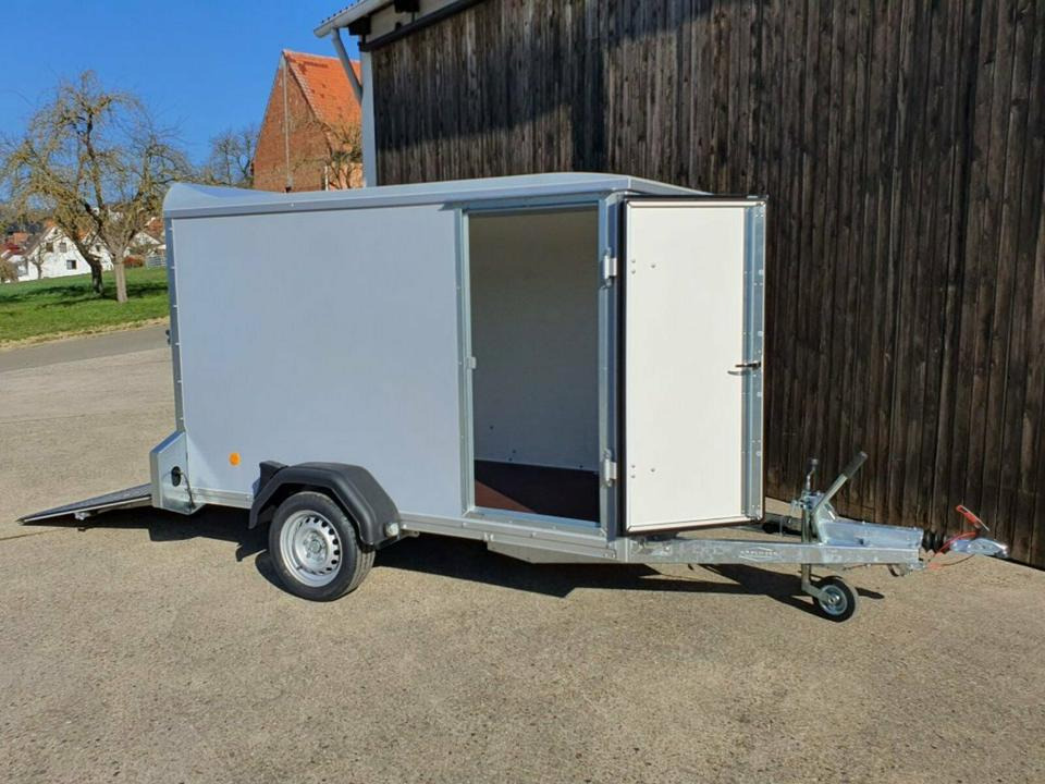 Böckmann PKW-Anhänger Koffer 1,35t Auffahrrampe Ladehöhe 42cm - Auto príves: obrázok 3 Böckmann PKW-Anhänger Koffer 1,35t Auffahrrampe Ladehöhe 42cm - Auto príves: obrázok 3