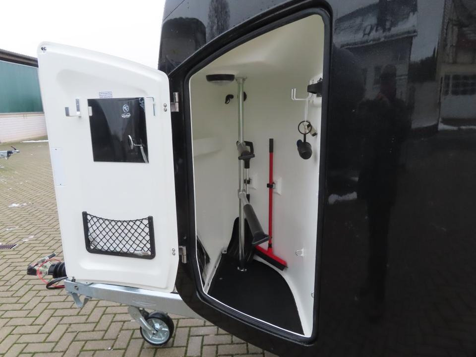 Böckmann Pferdeanhänger, NEU Comfort 23, Sattelkammer,ALUBODEN - Príves na prepravu koní: obrázok 5 Böckmann Pferdeanhänger, NEU Comfort 23, Sattelkammer,ALUBODEN - Príves na prepravu koní: obrázok 5