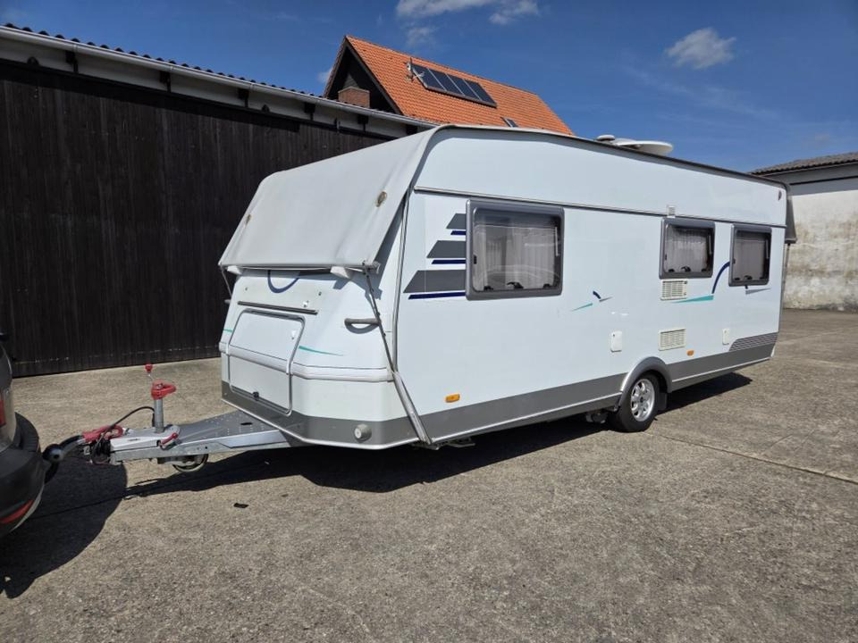 Wohnwagen Hymer Top Ausstattung Mover Vohrzelt 4x Schlafplätze WC - Obytný príves: obrázok 2 Wohnwagen Hymer Top Ausstattung Mover Vohrzelt 4x Schlafplätze WC - Obytný príves: obrázok 2