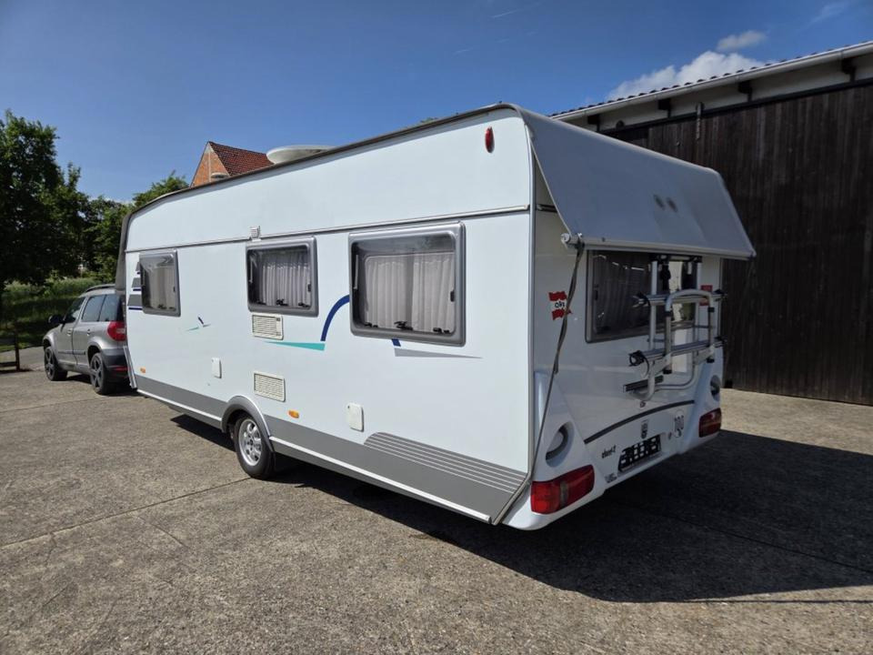 Wohnwagen Hymer Top Ausstattung Mover Vohrzelt 4x Schlafplätze WC - Obytný príves: obrázok 3 Wohnwagen Hymer Top Ausstattung Mover Vohrzelt 4x Schlafplätze WC - Obytný príves: obrázok 3
