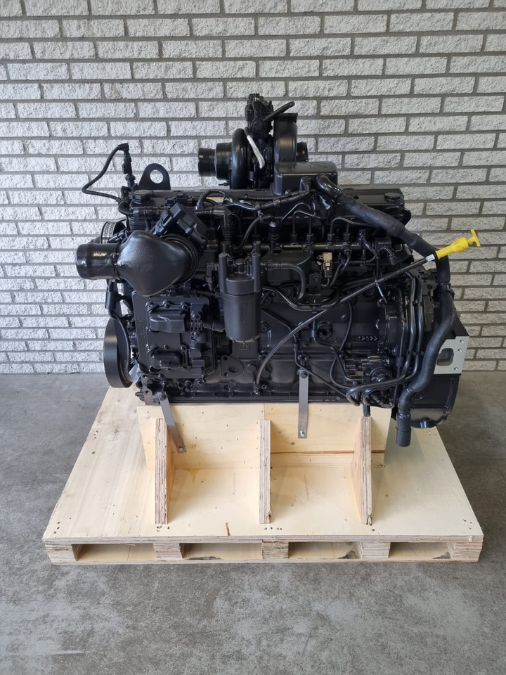 Cummins B6.7 stage 5 CM2350 CPL4834 - Motor pre Překládkové rýpadlo: obrázok 1 Cummins B6.7 stage 5 CM2350 CPL4834 - Motor pre Překládkové rýpadlo: obrázok 1