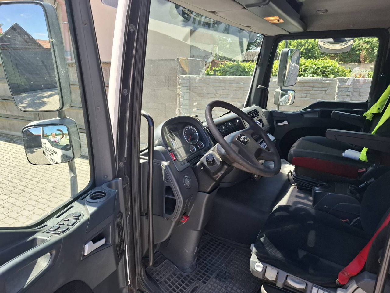 MAN TGL 12.250 4x2 BL - Nákladné vozidlo na prepravu automobilov, Auto s hydraulickou rukou: obrázok 4 MAN TGL 12.250 4x2 BL - Nákladné vozidlo na prepravu automobilov, Auto s hydraulickou rukou: obrázok 4