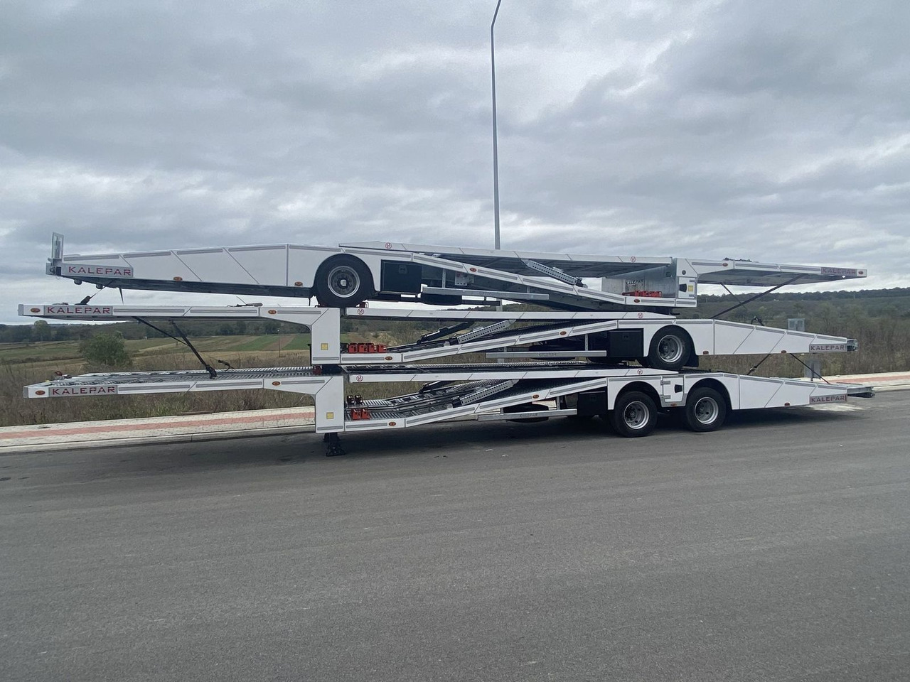 KALEPAR KLP119V4 4er-Autotransporter 1xAchse VDI - Náves prepravník áut: obrázok 2 KALEPAR KLP119V4 4er-Autotransporter 1xAchse VDI - Náves prepravník áut: obrázok 2