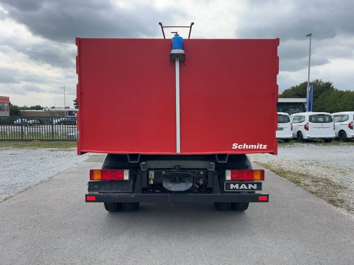 MAN LE 8150 4x2 Löschfahrzeug/Feuerwehr/Wassertank - Nákladné auto: obrázok 3 MAN LE 8150 4x2 Löschfahrzeug/Feuerwehr/Wassertank - Nákladné auto: obrázok 3