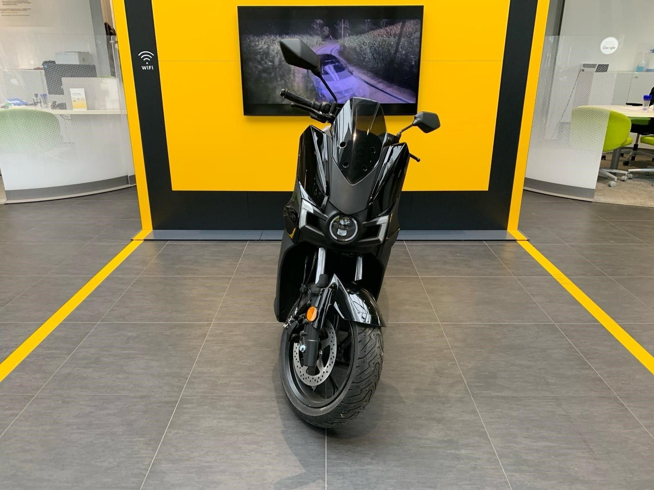 Silence S01 L1e Connected 45km/h (5,6 kWh) ELEKTROROLLER - Motocykel: obrázok 3 Silence S01 L1e Connected 45km/h (5,6 kWh) ELEKTROROLLER - Motocykel: obrázok 3