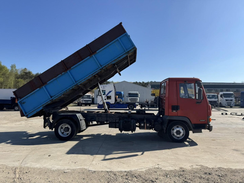 DAF 45 ATI 160 (FULL STEEL SUSPENSION / MANUAL PUMP / EURO 2) - Sklápač: obrázok 4 DAF 45 ATI 160 (FULL STEEL SUSPENSION / MANUAL PUMP / EURO 2) - Sklápač: obrázok 4