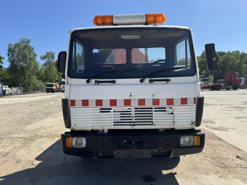 Mercedes-Benz SK 914 (8000 L / STEEL SUSPENSION & MANUAL PUMP / SUSPENSION LAMES & POMPE MANUELLE) - Fekálne vozidlo: obrázok 2 Mercedes-Benz SK 914 (8000 L / STEEL SUSPENSION & MANUAL PUMP / SUSPENSION LAMES & POMPE MANUELLE) - Fekálne vozidlo: obrázok 2