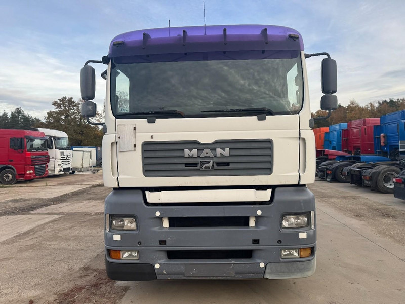 MAN TGA 18.430 (WITH HYDRUALIC PUMP / AVEC POMPE HYDRAULIQUE / PTO) - Ťahač: obrázok 2 MAN TGA 18.430 (WITH HYDRUALIC PUMP / AVEC POMPE HYDRAULIQUE / PTO) - Ťahač: obrázok 2