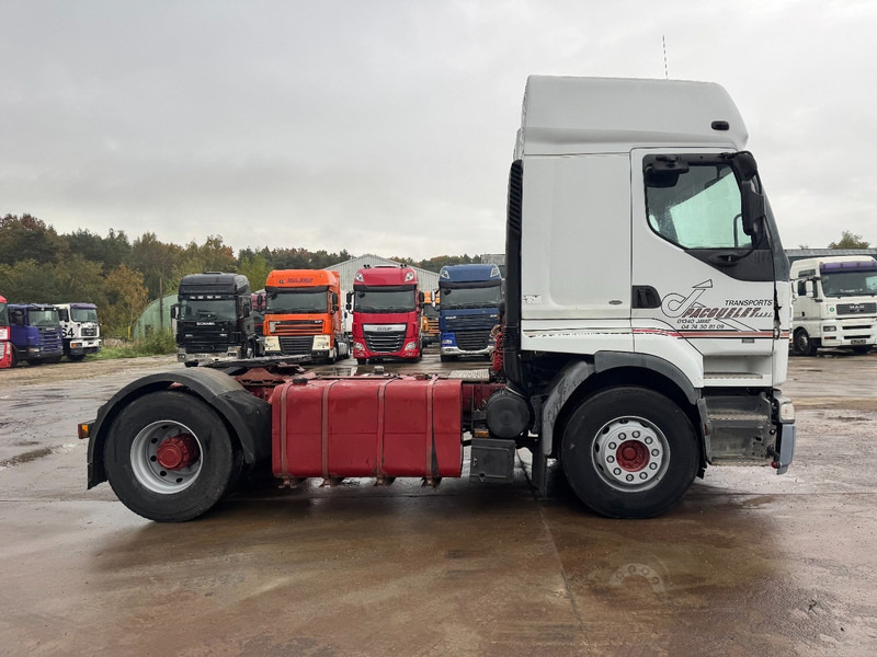Renault Premium 385 (GRAND PONT / POMPE MANUELLE / PTO / HYDRAULIQUE POUR BENNE) - Ťahač: obrázok 4 Renault Premium 385 (GRAND PONT / POMPE MANUELLE / PTO / HYDRAULIQUE POUR BENNE) - Ťahač: obrázok 4
