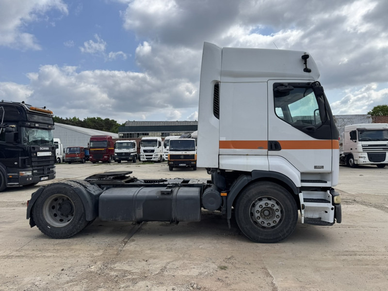 Renault Premium 420 (BOITE MANUELLE / MANUAL GEARBOX) - Ťahač: obrázok 4 Renault Premium 420 (BOITE MANUELLE / MANUAL GEARBOX) - Ťahač: obrázok 4