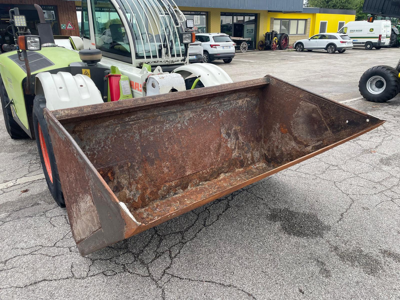 CLAAS TELESCOPICO TARGO K 70 - Teleskopický nakladač: obrázok 4 CLAAS TELESCOPICO TARGO K 70 - Teleskopický nakladač: obrázok 4