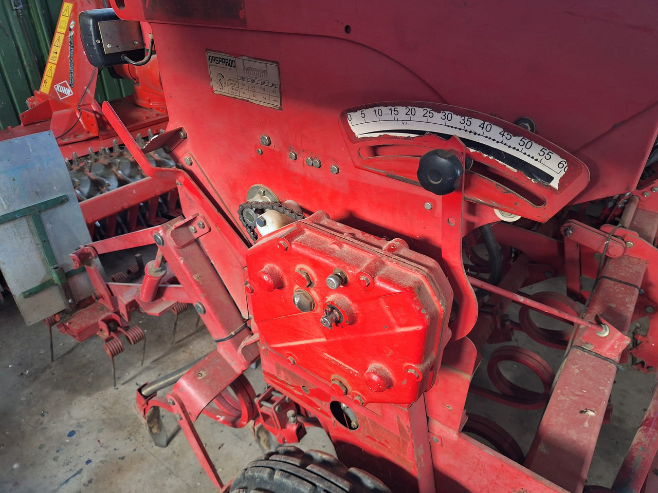 GASPARDO SEMINATRICE S300 - Univerzálny sejací stroj: obrázok 5 GASPARDO SEMINATRICE S300 - Univerzálny sejací stroj: obrázok 5