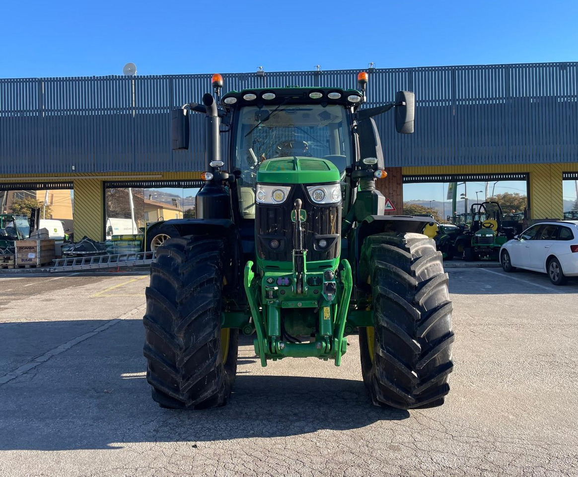 JOHN DEERE 6250 R - Traktor: obrázok 2 JOHN DEERE 6250 R - Traktor: obrázok 2