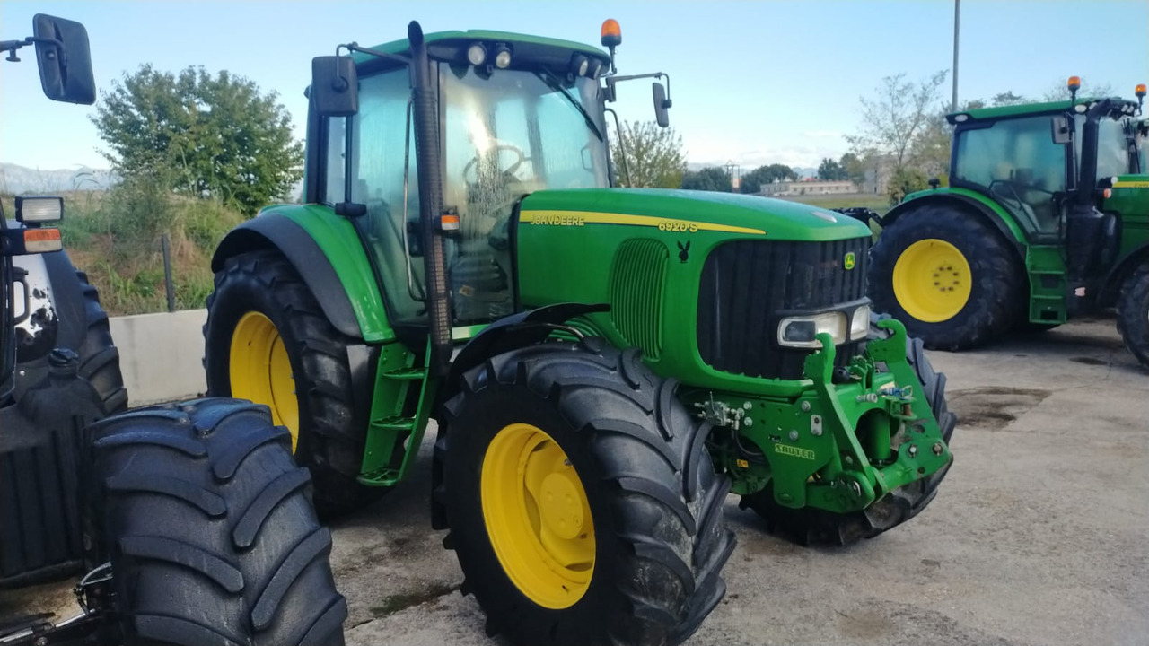 JOHN DEERE 6920 S - Traktor: obrázok 4 JOHN DEERE 6920 S - Traktor: obrázok 4
