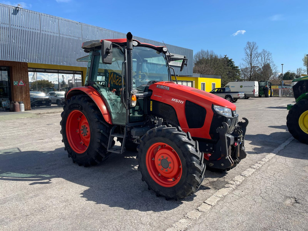 KUBOTA 5111 M - Traktor: obrázok 2 KUBOTA 5111 M - Traktor: obrázok 2