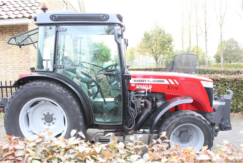 Massey Ferguson 3640 S - Traktor: obrázok 2 Massey Ferguson 3640 S - Traktor: obrázok 2