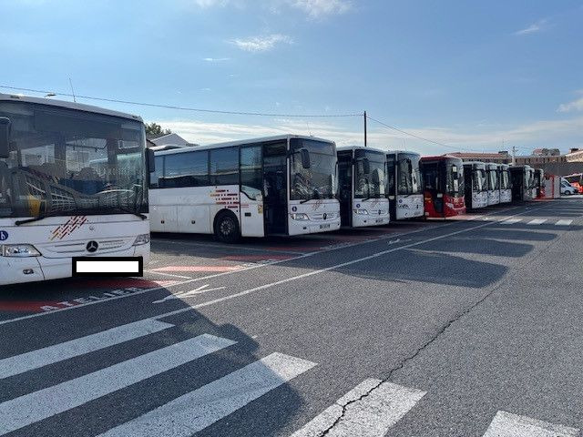 Mercedes-Benz Tourismo RH, 57 Schlafsessel, Klima, Gurte., - Prímestský autobus: obrázok 1 Mercedes-Benz Tourismo RH, 57 Schlafsessel, Klima, Gurte., - Prímestský autobus: obrázok 1