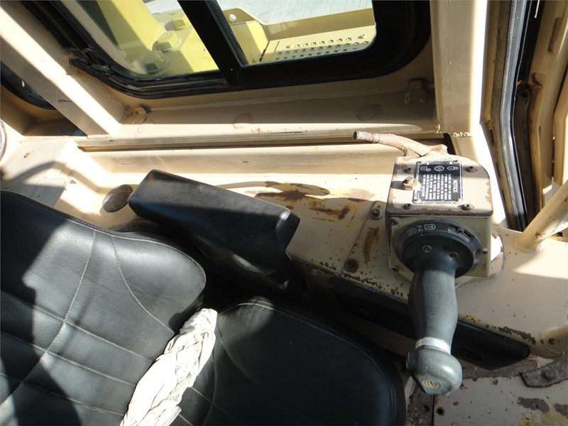 Buldozér CATERPILLAR D8R [ Copy ] [ Copy ] [ Copy ] [ Copy ] [ Copy ] [ Copy ]: obrázok 27