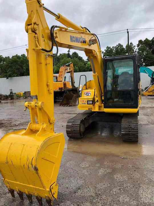 Cheap Used Komatsu PC70-8 Crawler Excavator with High Efficiency Used Heavy Machinery Komatsu PC70-8 Digger Cheap for Sale - Pásové rýpadlo: obrázok 3 Cheap Used Komatsu PC70-8 Crawler Excavator with High Efficiency Used Heavy Machinery Komatsu PC70-8 Digger Cheap for Sale - Pásové rýpadlo: obrázok 3