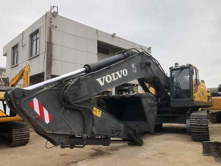 Good Condition VOLVO EC480DL Excavator Low Price Large Hydraulic Crawler Excavator volvo 480dl for Sale - Rýpadlo: obrázok 3 Good Condition VOLVO EC480DL Excavator Low Price Large Hydraulic Crawler Excavator volvo 480dl for Sale - Rýpadlo: obrázok 3