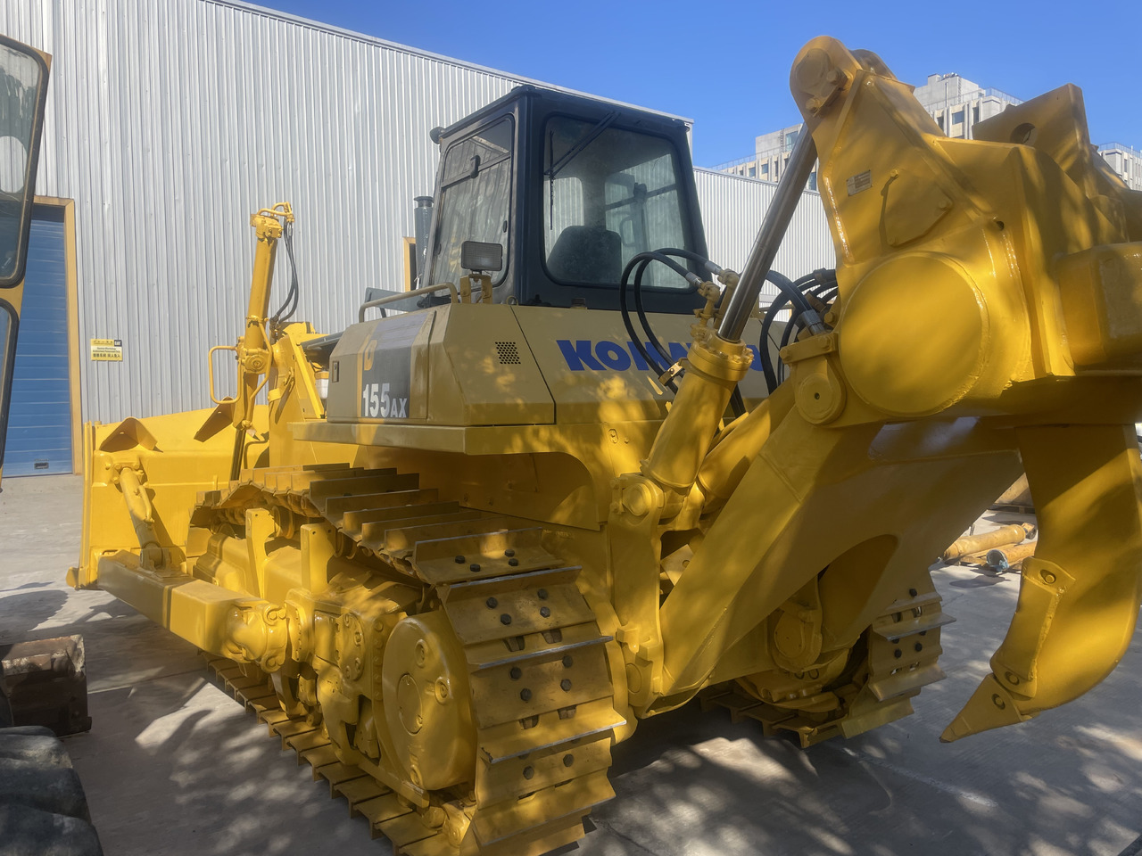 KOMATSU D155-5 - Buldozér: obrázok 2 KOMATSU D155-5 - Buldozér: obrázok 2