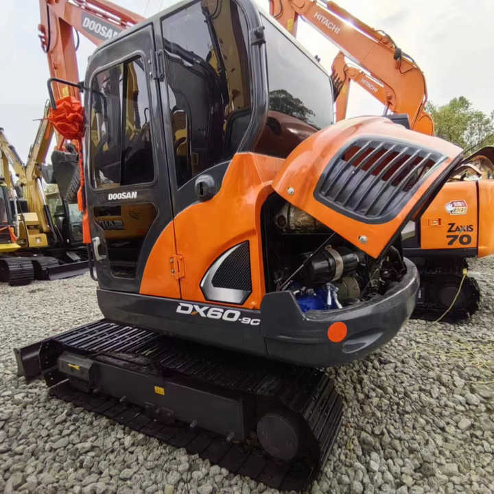 Mini rýpadlo USED Doosan Dx66 with Good Condition  for Sale: obrázok 1