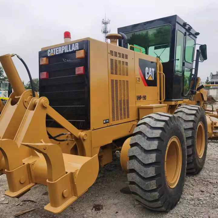 Used CAT 140H Motor Grader From Japan with Excellent Performance Caterpillar 140h in Good Condition for Sale - Zrovnávač: obrázok 4 Used CAT 140H Motor Grader From Japan with Excellent Performance Caterpillar 140h in Good Condition for Sale - Zrovnávač: obrázok 4