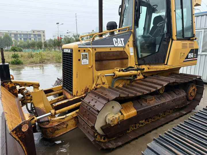 Used Cat D5G Crawler Bulldozer Original CAT Brand Bulldozer Second Hand Cat D5H D5 D5C D5N D5M LGP Dozer for Sale - Buldozér: obrázok 5 Used Cat D5G Crawler Bulldozer Original CAT Brand Bulldozer Second Hand Cat D5H D5 D5C D5N D5M LGP Dozer for Sale - Buldozér: obrázok 5
