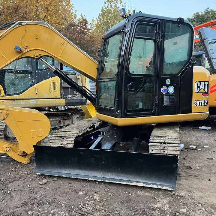Used Caterpillar CAT 307E2 Crawler Mini Hydraulic Digger Second Hand Cat 307E2 Excavator - Rýpadlo: obrázok 1 Used Caterpillar CAT 307E2 Crawler Mini Hydraulic Digger Second Hand Cat 307E2 Excavator - Rýpadlo: obrázok 1