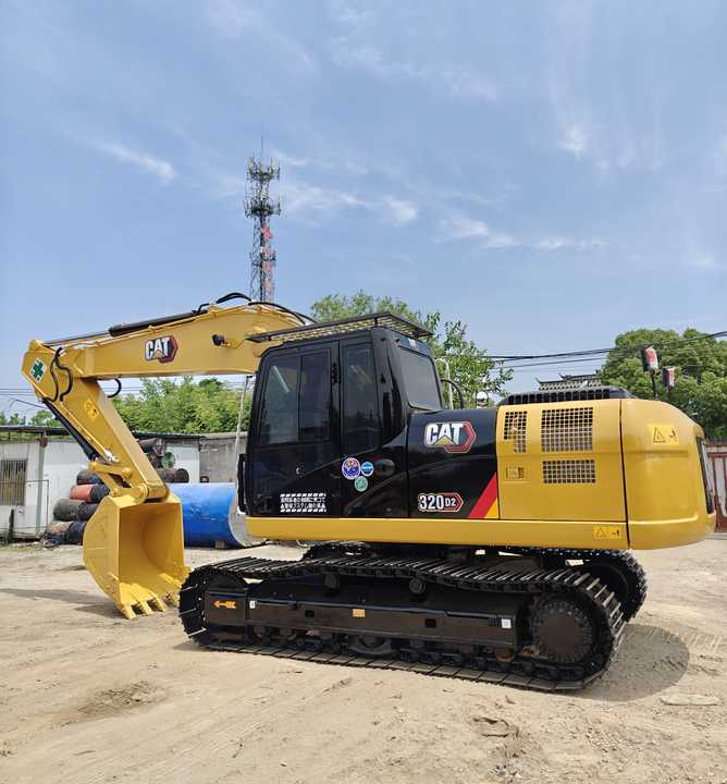 Used Digger CAT 320GC Construction Machinery Construction Digger Used CAT 320GC Cheap Excavator - Pásové rýpadlo: obrázok 3 Used Digger CAT 320GC Construction Machinery Construction Digger Used CAT 320GC Cheap Excavator - Pásové rýpadlo: obrázok 3