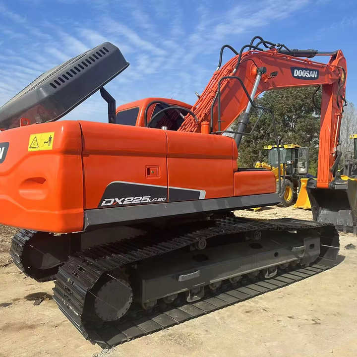 Used Doosan DX225LC-9C Excellent Performance Running Working Condition Strong Power for Sale - Pásové rýpadlo: obrázok 1 Used Doosan DX225LC-9C Excellent Performance Running Working Condition Strong Power for Sale - Pásové rýpadlo: obrázok 1