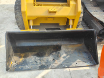 Used Front Loader Tractor CAT 246D Skid Steer Loader / Used Cat 226B 246C 246d Mini Skid Steer Loader in Stock - Šmykom riadený nakladač: obrázok 3 Used Front Loader Tractor CAT 246D Skid Steer Loader / Used Cat 226B 246C 246d Mini Skid Steer Loader in Stock - Šmykom riadený nakladač: obrázok 3