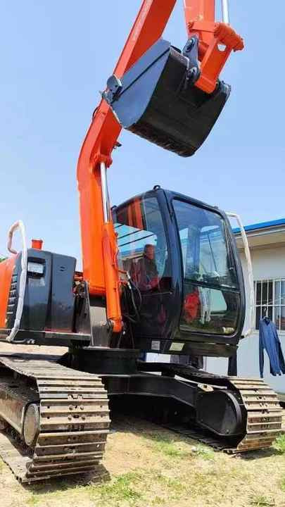 Used Hitachi Excavator ZX70 7ton Japan Import Second Hand Small Crawler ZX70 Excavator for Sale - Pásové rýpadlo: obrázok 2 Used Hitachi Excavator ZX70 7ton Japan Import Second Hand Small Crawler ZX70 Excavator for Sale - Pásové rýpadlo: obrázok 2
