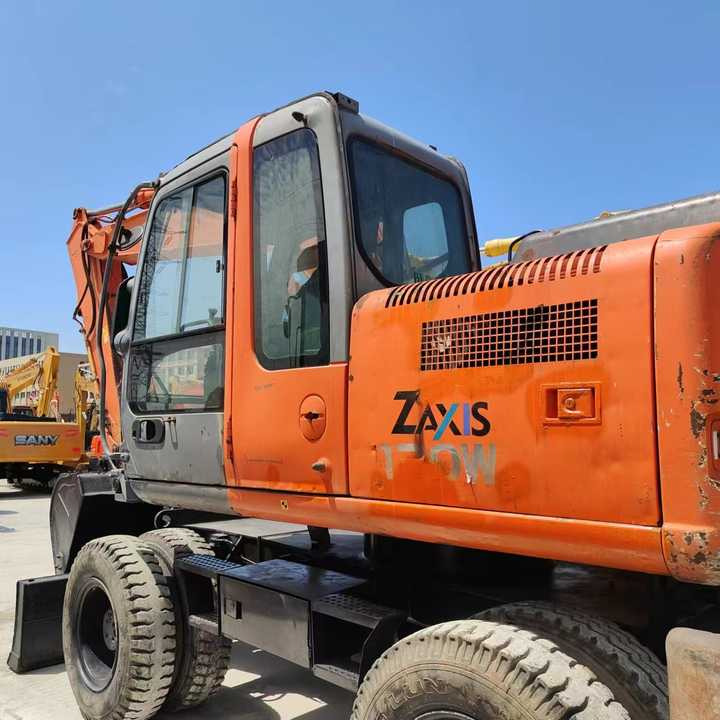 Used Japan Original Brand Hitachi Zx 130w Wheel Excavator Hitachi Zx120 130 200 Excavator for Sale - Rýpadlo: obrázok 3 Used Japan Original Brand Hitachi Zx 130w Wheel Excavator Hitachi Zx120 130 200 Excavator for Sale - Rýpadlo: obrázok 3