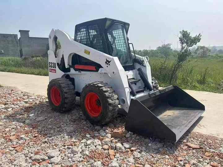 Šmykom riadený nakladač Very Low Price American Brand Used Bobcat S330 Skid Steer Loader with Superior Performance for Sale S160/S180/S300 in Stock: obrázok 6