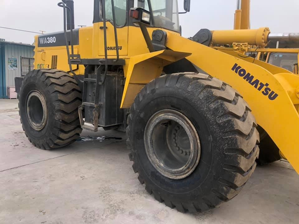Komatsu wa 380-3 - Nakladač: obrázok 2 Komatsu wa 380-3 - Nakladač: obrázok 2