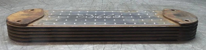 Volvo 97W25 8149300 - Olejový chladič pre Stavebné stroje: obrázok 1 Volvo 97W25 8149300 - Olejový chladič pre Stavebné stroje: obrázok 1