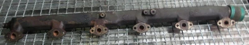 Volvo D12D 479602/479601 - Sacie potrubie pre Stavebné stroje: obrázok 1 Volvo D12D 479602/479601 - Sacie potrubie pre Stavebné stroje: obrázok 1