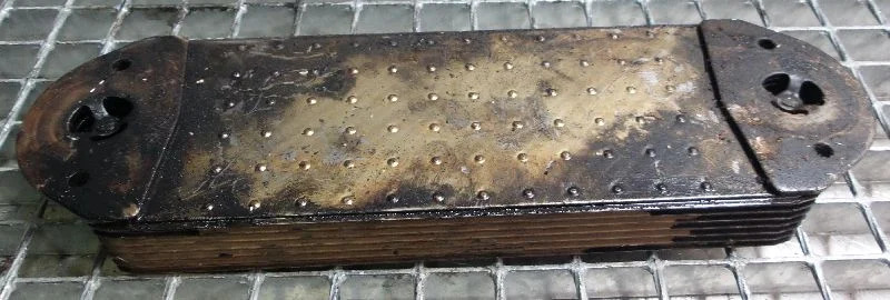 Volvo D12D - Olejový chladič pre Stavebné stroje: obrázok 1 Volvo D12D - Olejový chladič pre Stavebné stroje: obrázok 1