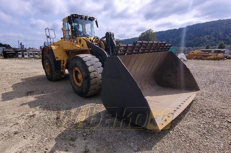 Volvo L220E - Kolesový nakladač: obrázok 3 Volvo L220E - Kolesový nakladač: obrázok 3