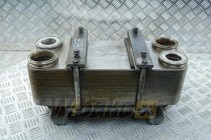 Volvo TD122 11033628 - Olejový chladič pre Stavebné stroje: obrázok 1 Volvo TD122 11033628 - Olejový chladič pre Stavebné stroje: obrázok 1