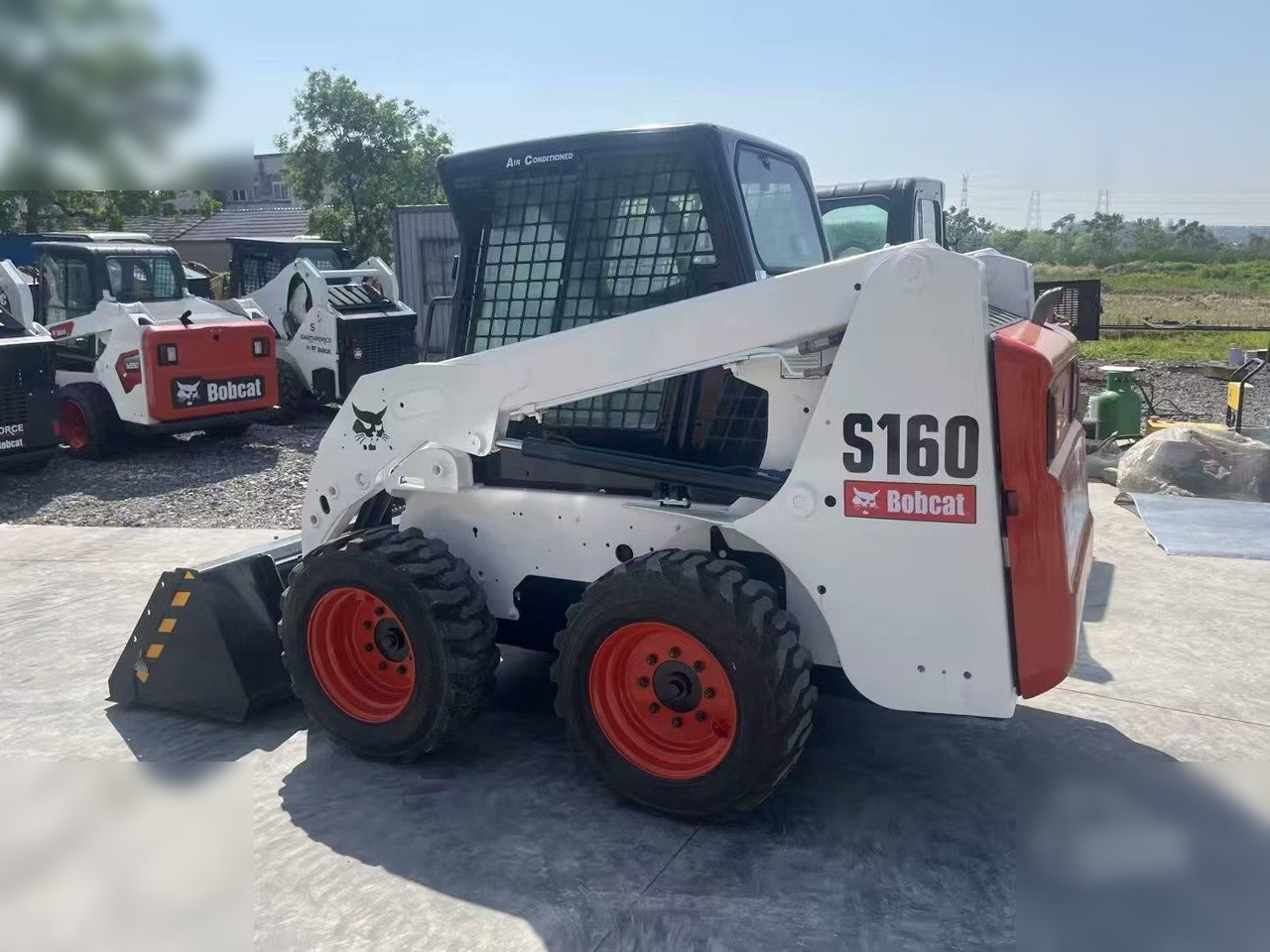 BOBCAT S160 - Šmykom riadený nakladač: obrázok 1 BOBCAT S160 - Šmykom riadený nakladač: obrázok 1