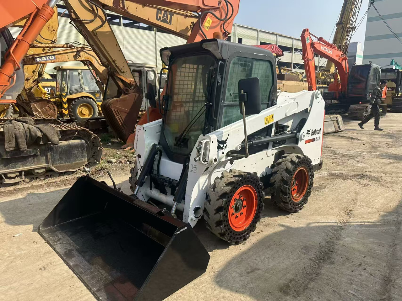 BOBCAT S550 - Šmykom riadený nakladač: obrázok 5 BOBCAT S550 - Šmykom riadený nakladač: obrázok 5