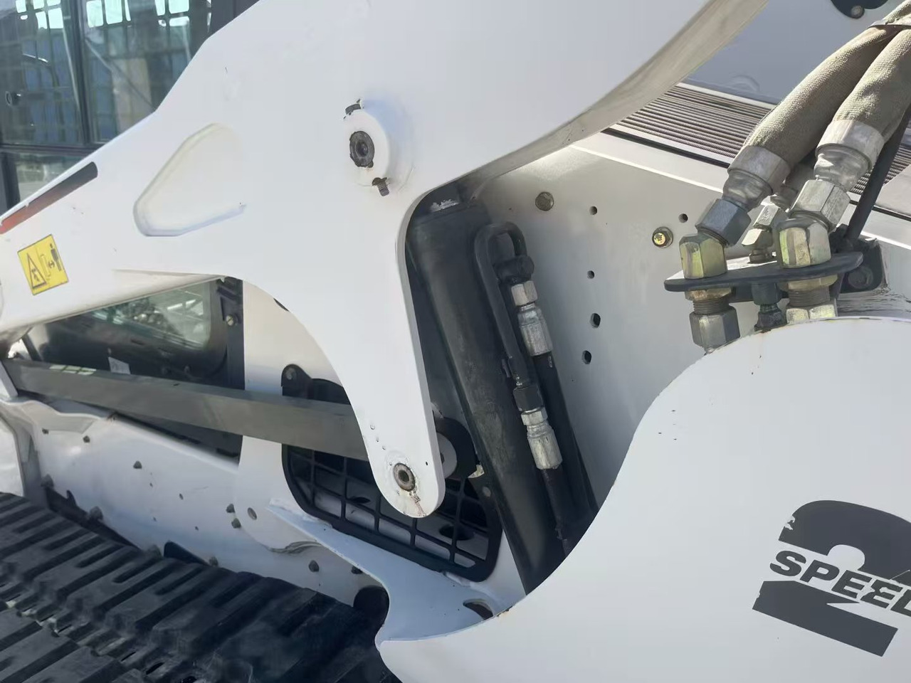 BOBCAT T770 - Pásový šmykom riadený nakladač: obrázok 3 BOBCAT T770 - Pásový šmykom riadený nakladač: obrázok 3