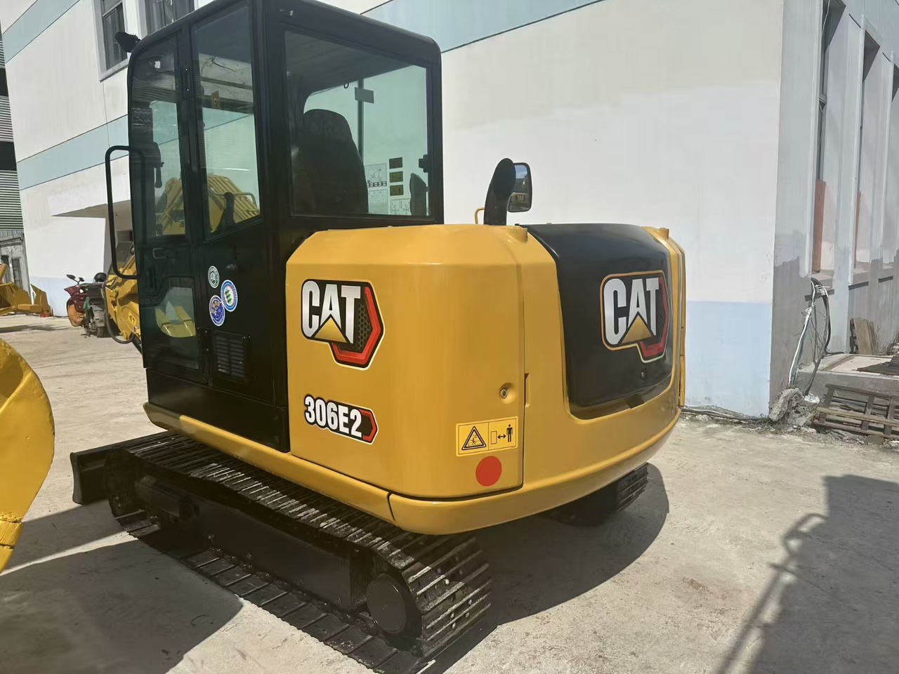 CATERPILLAR 306E2 - Pásové rýpadlo: obrázok 1 CATERPILLAR 306E2 - Pásové rýpadlo: obrázok 1