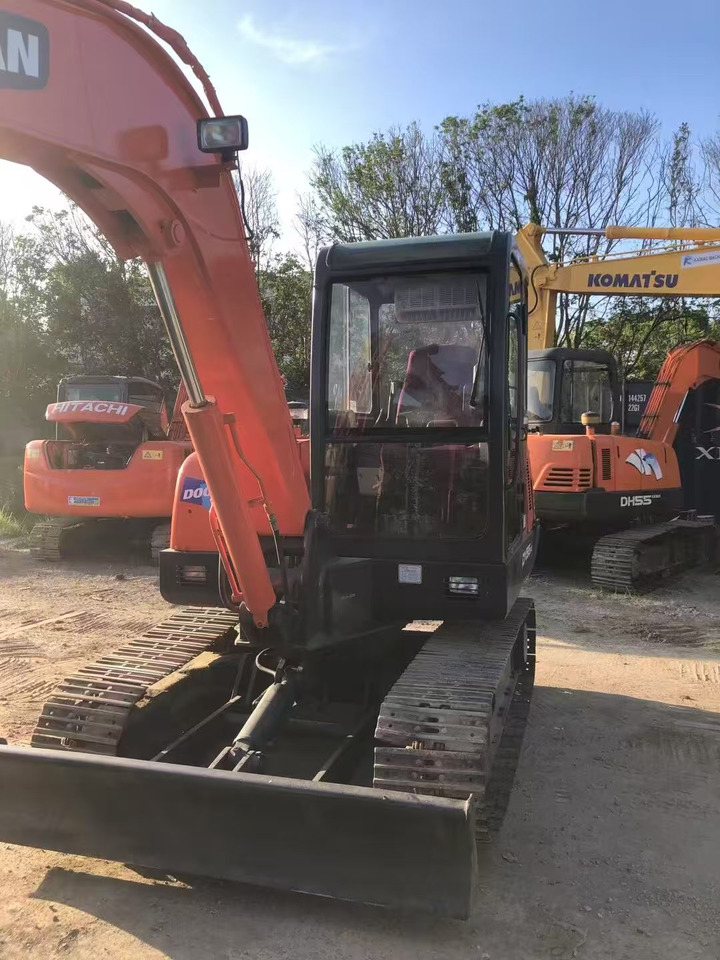 DOOSAN DX55-9C - Pásové rýpadlo: obrázok 3 DOOSAN DX55-9C - Pásové rýpadlo: obrázok 3